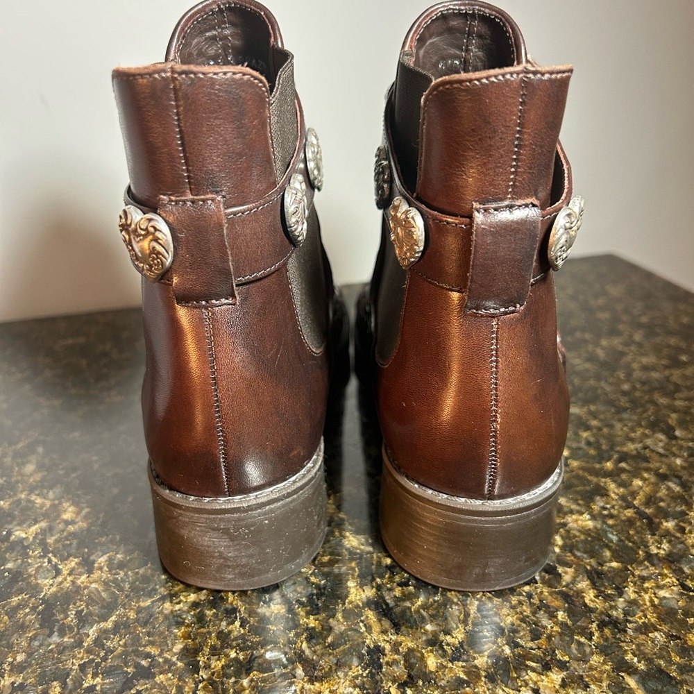 Brighton leather booties size 7.5 - Picture 2 of 15